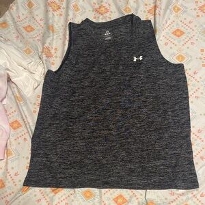 Under Armour || Loose Fit Tank Top (M)